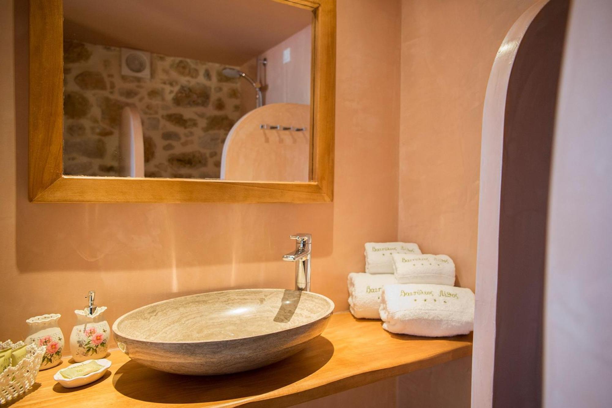 Korona Boutique Hotel 奥伊蒂龙 外观 照片